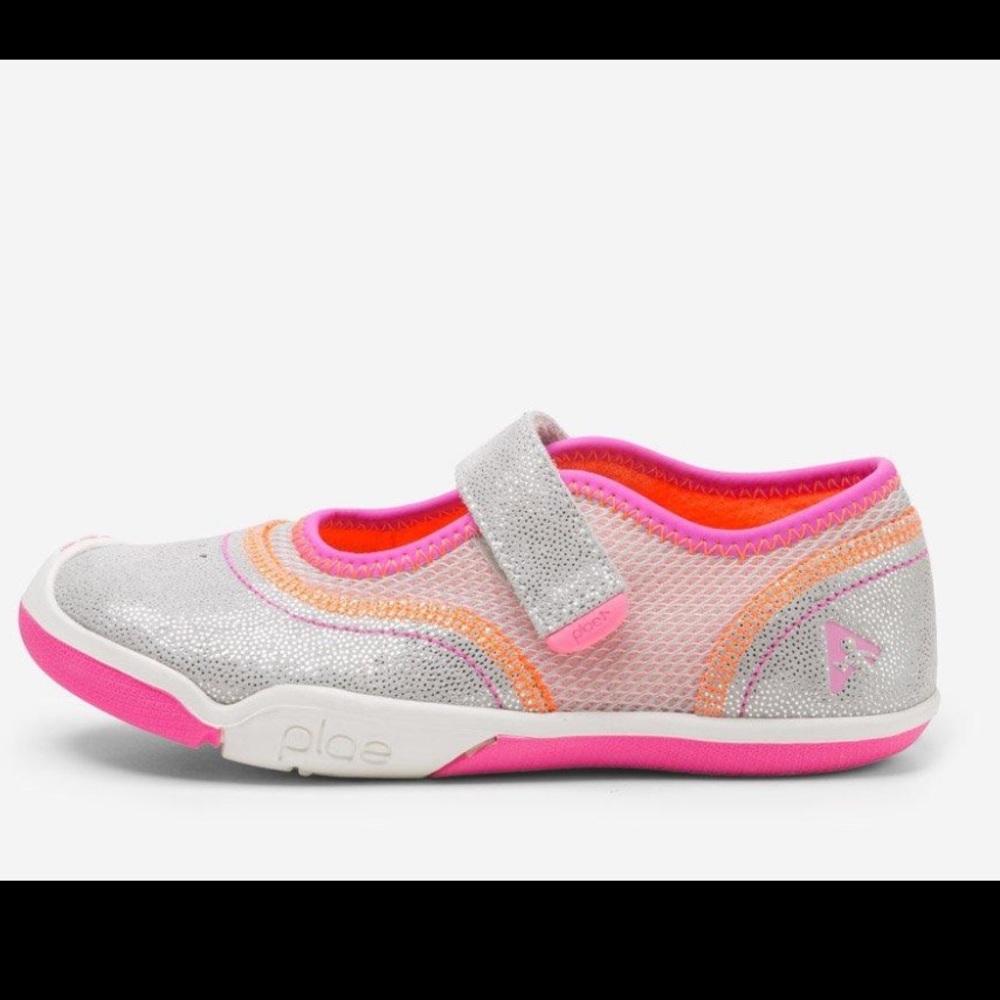 PLAE Emme toddler girl sneakers size 5.5